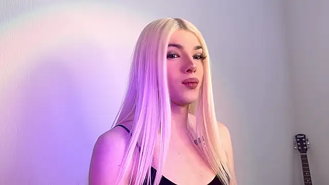 YourTrixie online show from March 29, 7:19 am