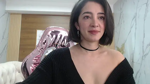 sara lopez s online show from March 29, 1:22 pm