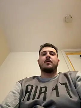 XXKieran online show from August 3, 5:16 pm