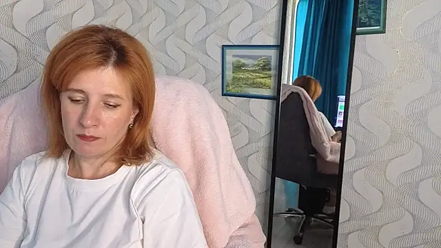 Snapshot of Elannaria chatting on September 8, 3:33 pm Elannaria online show from September 8, 3:33 pm