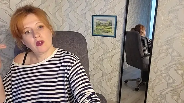 Snapshot of Elannaria chatting on September 12, 3:56 pm Elannaria online show from September 12, 3:56 pm
