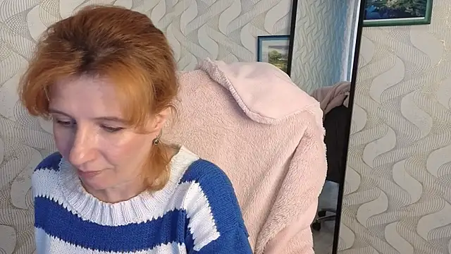 Snapshot of Elannaria chatting on September 18, 3:36 pm Elannaria online show from September 18, 3:36 pm