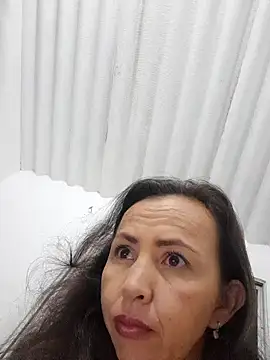 Snapshot of zaira_spice chatting on October 5, 8:56 am zaira spice online show from October 5, 8:56 am