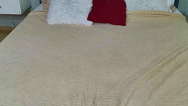 Evie Vall online show from November 16, 3:39 pm