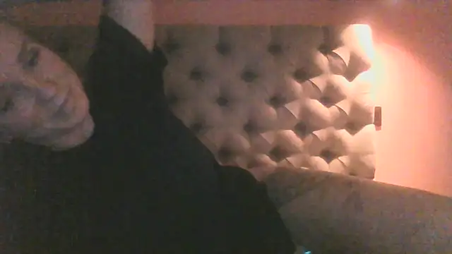 Justnani001 online show from October 30, 9:59 pm