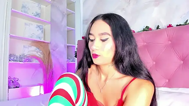 Nicolqueen  online show from November 25, 11:10 am