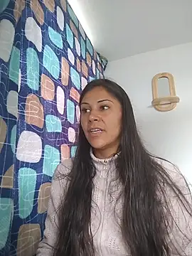 KittyHoleshot87 online show from January 14, 4:23 pm