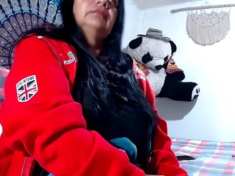 Snapshot of Big_Lola_ chatting on October 19, 11:05 pm Big Lola online show from October 19, 11:05 pm