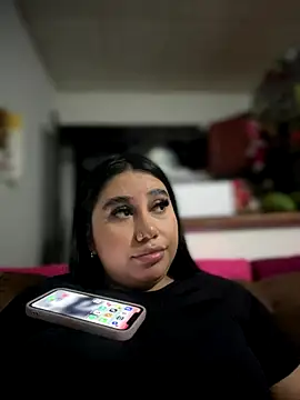 Snapshot of Sophie_Dreamss chatting on October 10, 10:42 pm Sophie Dreamss online show from October 10, 10:42 pm