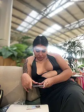 Snapshot of Sophie_Dreamss chatting on October 15, 7:47 pm Sophie Dreamss online show from October 15, 7:47 pm