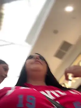 Snapshot of Sophie_Dreamss chatting on October 17, 8:11 pm Sophie Dreamss online show from October 17, 8:11 pm