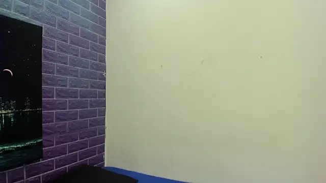 Cora 222 online show from September 23, 11:13 am