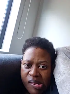 Snapshot of trickyOne chatting on October 6, 9:51 am trickyOne online show from October 6, 9:51 am