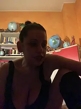 Snapshot of maripocita79 chatting on May 19, 12:49 am maripocita79 online show from May 19, 12:49 am