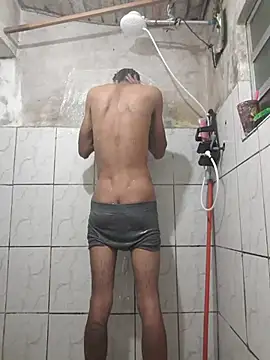 Dedede32 online show from October 19, 10:43 pm