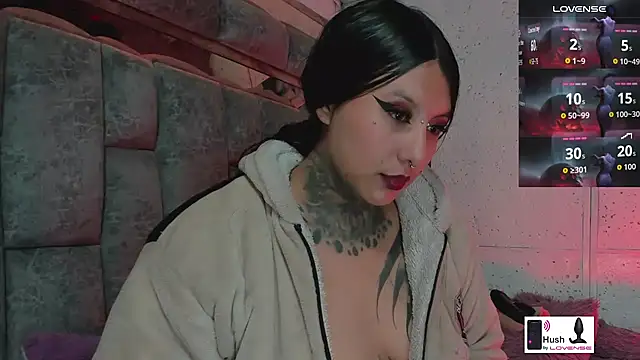 missashlyrosette online show from July 21, 1:41 am
