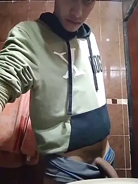 aispuro8505 online show from February 1, 6:45 am