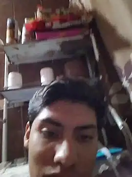 aispuro8505 online show from May 3, 6:52 am