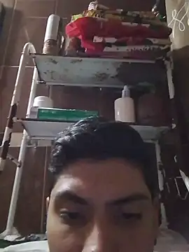 aispuro8505 online show from June 23, 8:56 am
