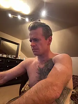 DILFiGuess11 online show from February 20, 5:04 am