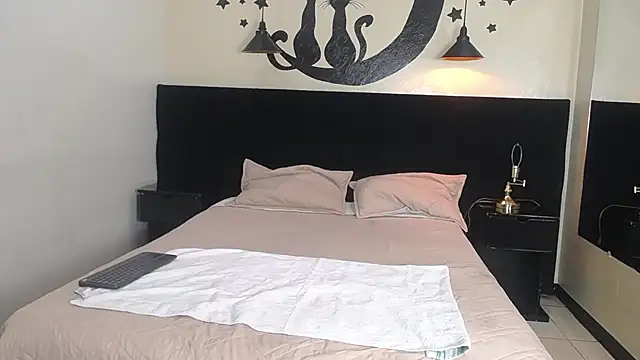 Snapshot of Aaron_Fordd chatting on September 24, 8:12 pm Aaron Fordd online show from September 24, 8:12 pm