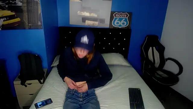 Snapshot of Aaron_Fordd chatting on October 20, 5:46 pm Aaron Fordd online show from October 20, 5:46 pm