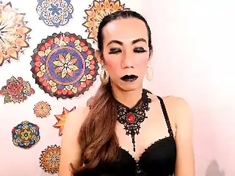 Snapshot of xx9inchesCOCKxx chatting on October 5, 4:05 pm xx9inchesCOCKxx online show from October 5, 4:05 pm