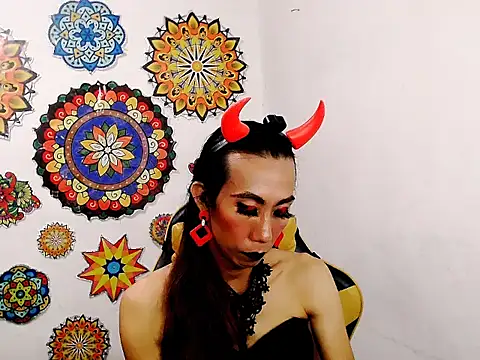 Snapshot of xx9inchesCOCKxx chatting on October 28, 2:04 am xx9inchesCOCKxx online show from October 28, 2:04 am