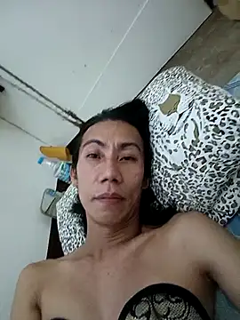 Snapshot of xx9inchesCOCKxx chatting on November 5, 2:33 am xx9inchesCOCKxx online show from November 5, 2:33 am