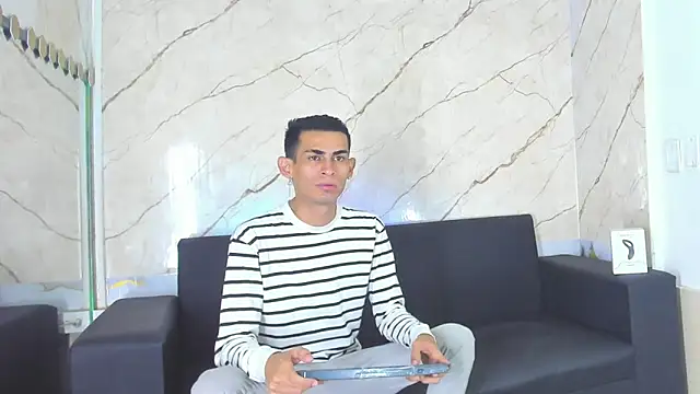 Golldens Dreamss online show from October 6, 7:44 pm