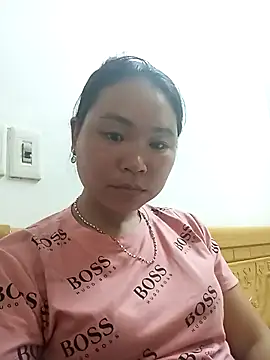 Snapshot of may-squirl chatting on September 22, 6:26 am may-squirl online show from September 22, 6:26 am