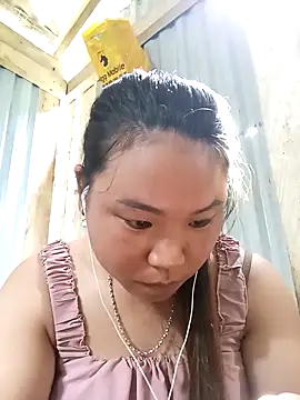 Snapshot of may-squirl chatting on September 27, 4:28 am may-squirl online show from September 27, 4:28 am