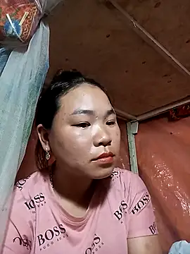 Snapshot of may-squirl chatting on October 14, 11:44 am may-squirl online show from October 14, 11:44 am