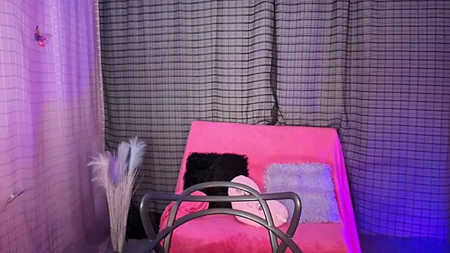 Kayleemorales online show from January 12, 5:40 pm