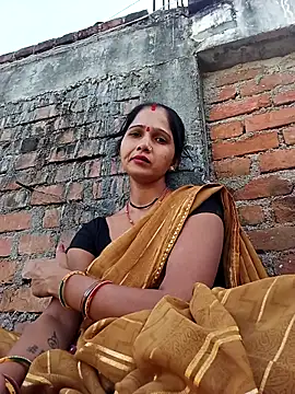 Snapshot of Jooli_xx chatting on September 23, 11:24 am Jooli xx online show from September 23, 11:24 am