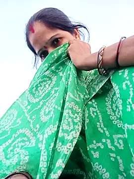 Snapshot of Jooli_xx chatting on October 8, 12:03 pm Jooli xx online show from October 8, 12:03 pm