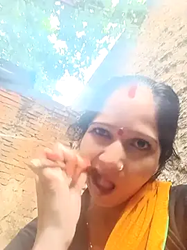 Snapshot of Jooli_xx chatting on October 13, 1:16 am Jooli xx online show from October 13, 1:16 am