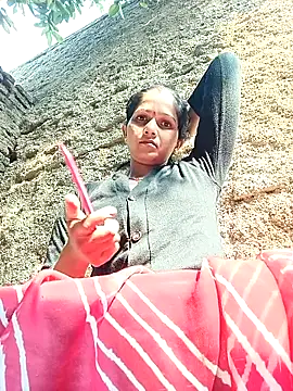 Jooli xx online show from January 10, 5:31 am