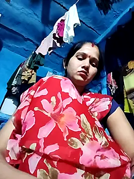 Jooli xx online show from April 28, 3:28 pm