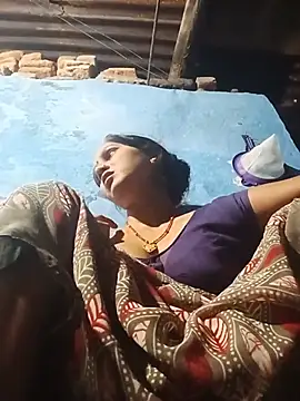Jooli xx online show from July 24, 2:04 pm
