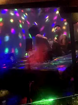 leehank01 online show from December 14, 4:23 pm