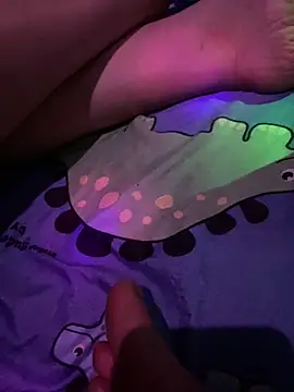 leehank01 online show from April 2, 3:42 pm