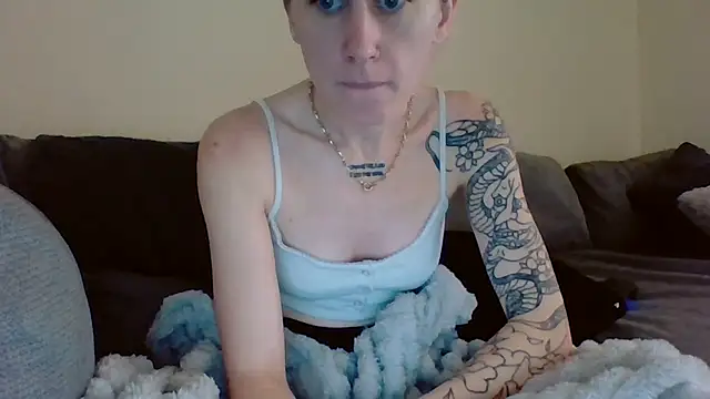 Snapshot of liltiddygoffwaifu chatting on November 20, 5:40 am liltiddygoffwaifu online show from November 20, 5:40 am
