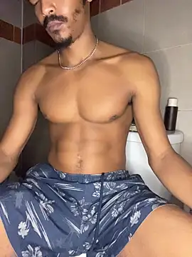 TRILLAHUNG online show from November 11, 2:44 am