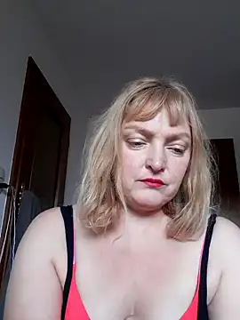 Snapshot of LiluLiluLilu chatting on October 8, 3:09 pm LiluLiluLilu online show from October 8, 3:09 pm