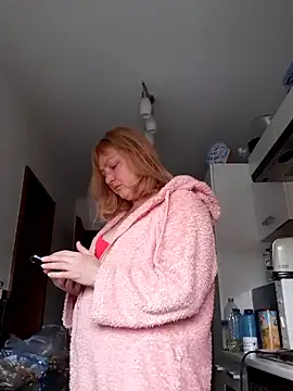 Snapshot of LiluLiluLilu chatting on October 17, 7:22 am LiluLiluLilu online show from October 17, 7:22 am