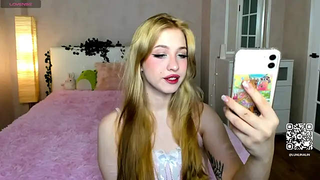 LightStar 18 online show from October 20, 11:10 am