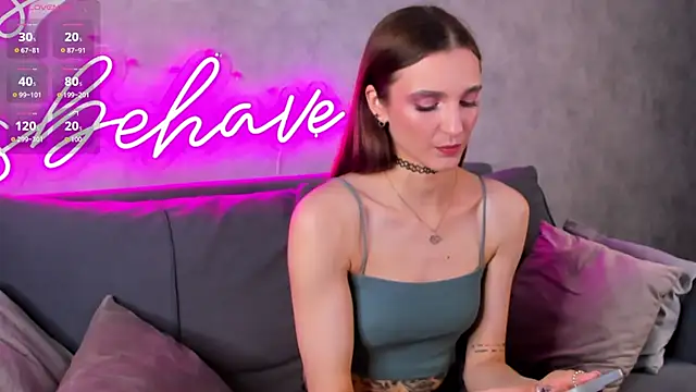 Snapshot of Alisha_Green chatting on October 7, 9:17 am Alisha Green online show from October 7, 9:17 am