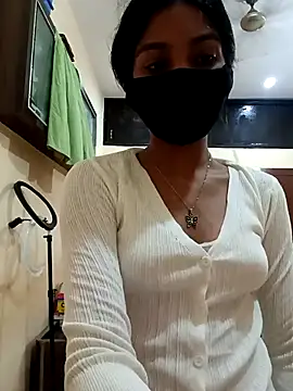 Hotty Muskaan online show from September 13, 10:04 am