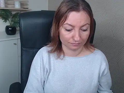 angelaSamt online show from September 24, 6:17 am